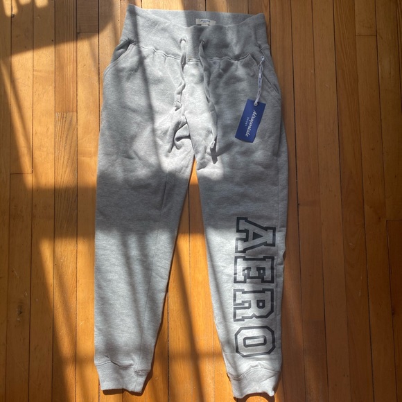 Aeropostale light gray sweatpants - Picture 1 of 3